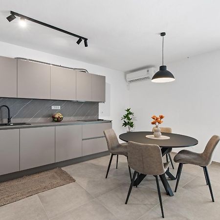 Poli Nona - Renovated In 2023 Daire Poreč Dış mekan fotoğraf