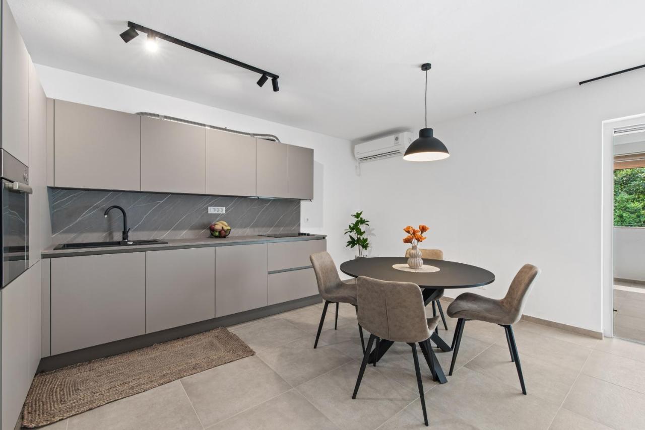 Poli Nona - Renovated In 2023 Daire Poreč Dış mekan fotoğraf