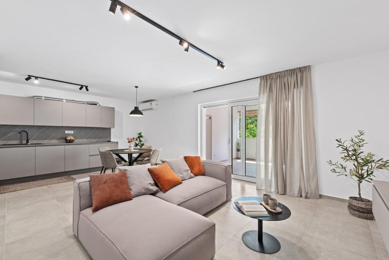 Poli Nona - Renovated In 2023 Daire Poreč Dış mekan fotoğraf